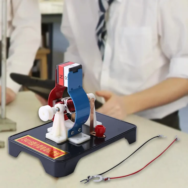 Conveyor Belt Model Building Sets for Engineering Education